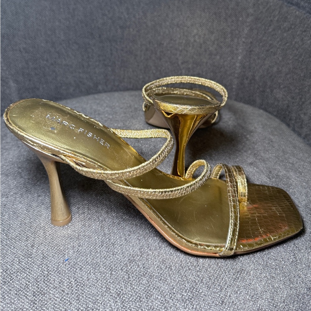 Marc Fisher Gold Strappy Heeled Sandals – Size 8.5 - Picture 3 of 7